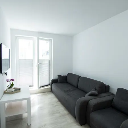 아파트 Baltic-apartments - Apartament Baltyk 6/2 슈비노우이스쳬