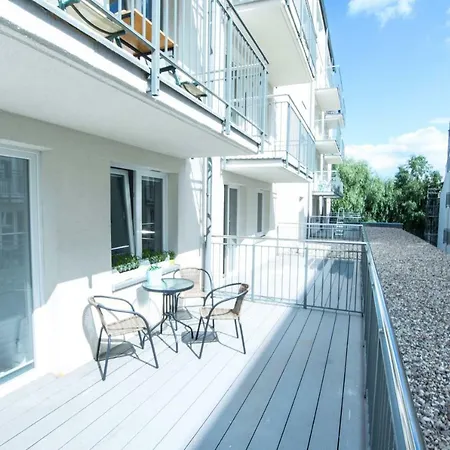 Baltic-apartments - Apartament Baltyk 6/2 아파트 슈비노우이스쳬